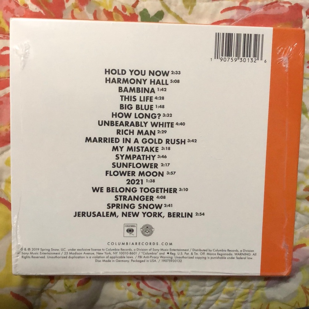 new Vampire Weekend CD - Picture 2 of 2